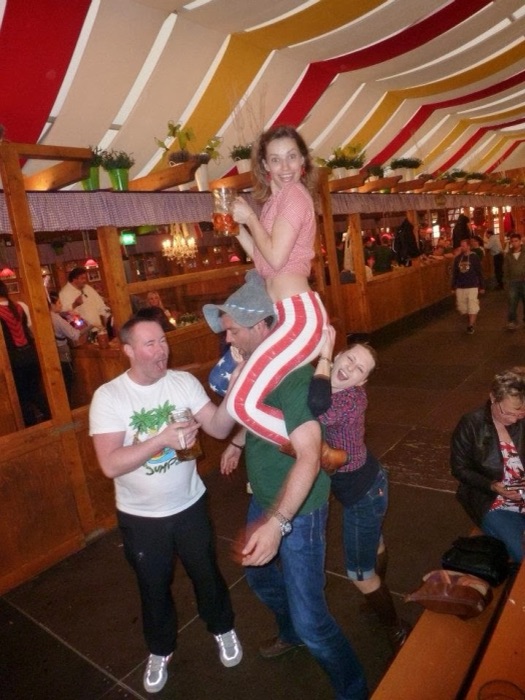 Eindrücke aus der Show "Welcome to Las Vegas" im Friedrichsbau Varieté Stuttgart mit Marina Skulditskaya