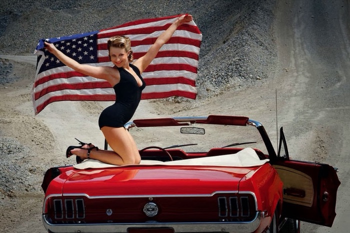Cover des US Cars & Girls Kalenders 2013