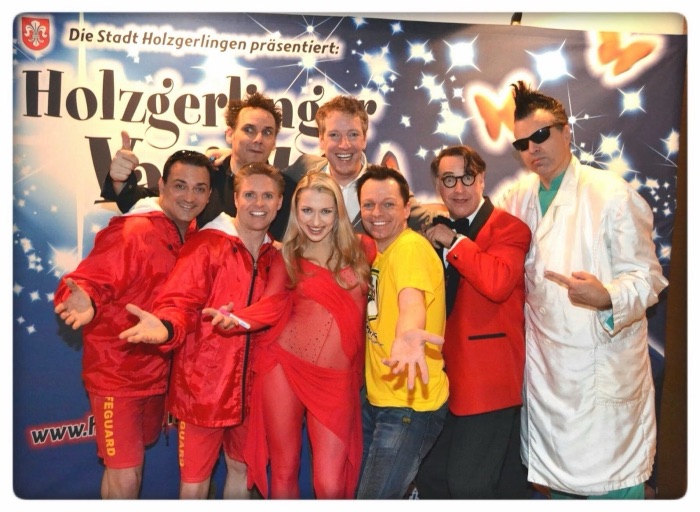 Marina Skulditskaya mit ihrem Hula-Hoop-Showact "Sunny" beim 5. Holzgerlinger Varieté