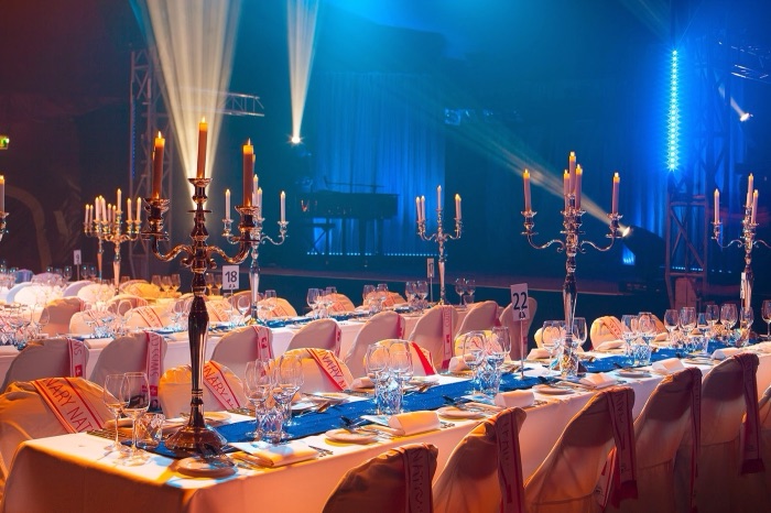 Marina Skulditskaya beim Diner Spectacle von Das Zelt in Zürich