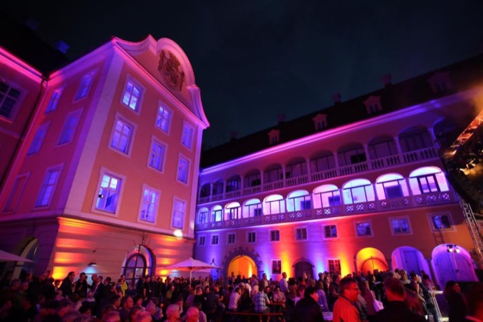 Marina Skulditskaya beim Sommerfestival zum Jubiläum der VR-Bank auf Schloss Ellwangen
