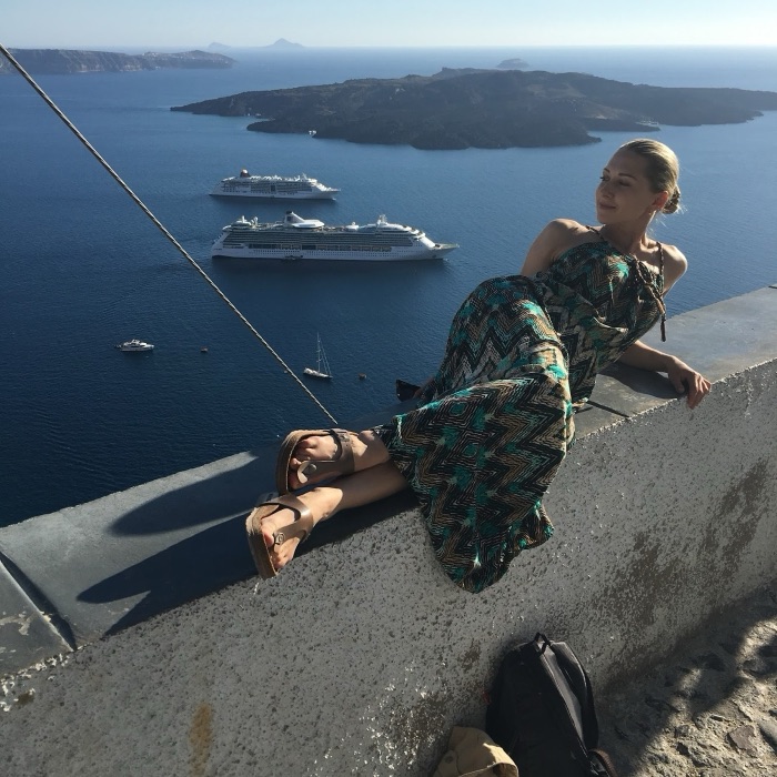 Marina Skulditskaya mit dem Künstlerteam auf dem Kreuzfahrtschiff MS Europa 2