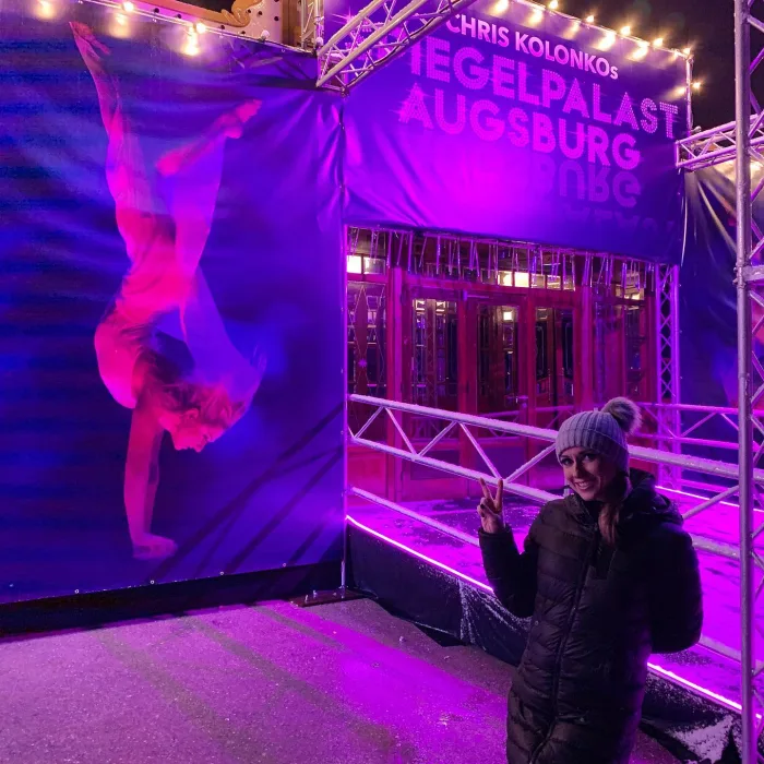 Marina Skulditskaya in der Dinnershow Verführung im Spiegelpalast Augsburg