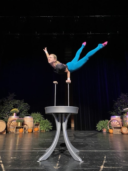 Marina Skulditskaya beim Showact auf dem 73. Fellbacher Herbst in der Schwabenlandhalle