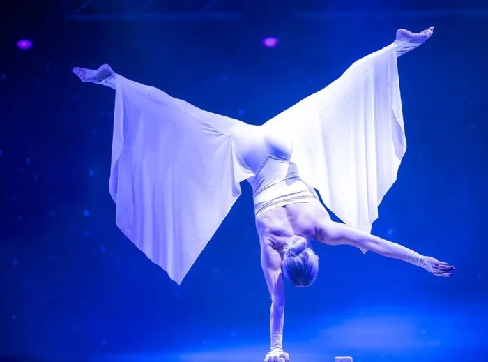 Marina Skulditskaya performing her handstand show act in the show Ananda at Winter Varieté Fulda