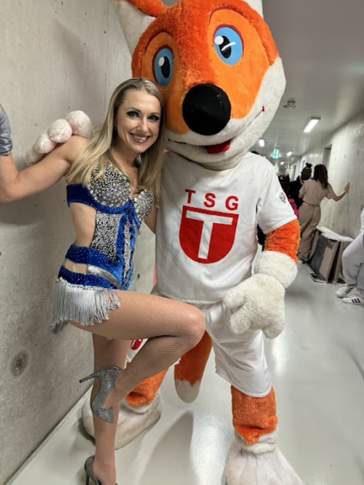 Marina Skulditskaya bei ihrem Showact auf der TSG Tübingen Sport Gala 2024 in der Paul Horn-Arena