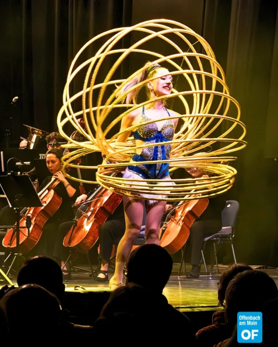 Marina Skulditskaya beim Neujahrskonzert 2026 im Capitol Theater Offenbach mit dem Capitol Symphonieorchester